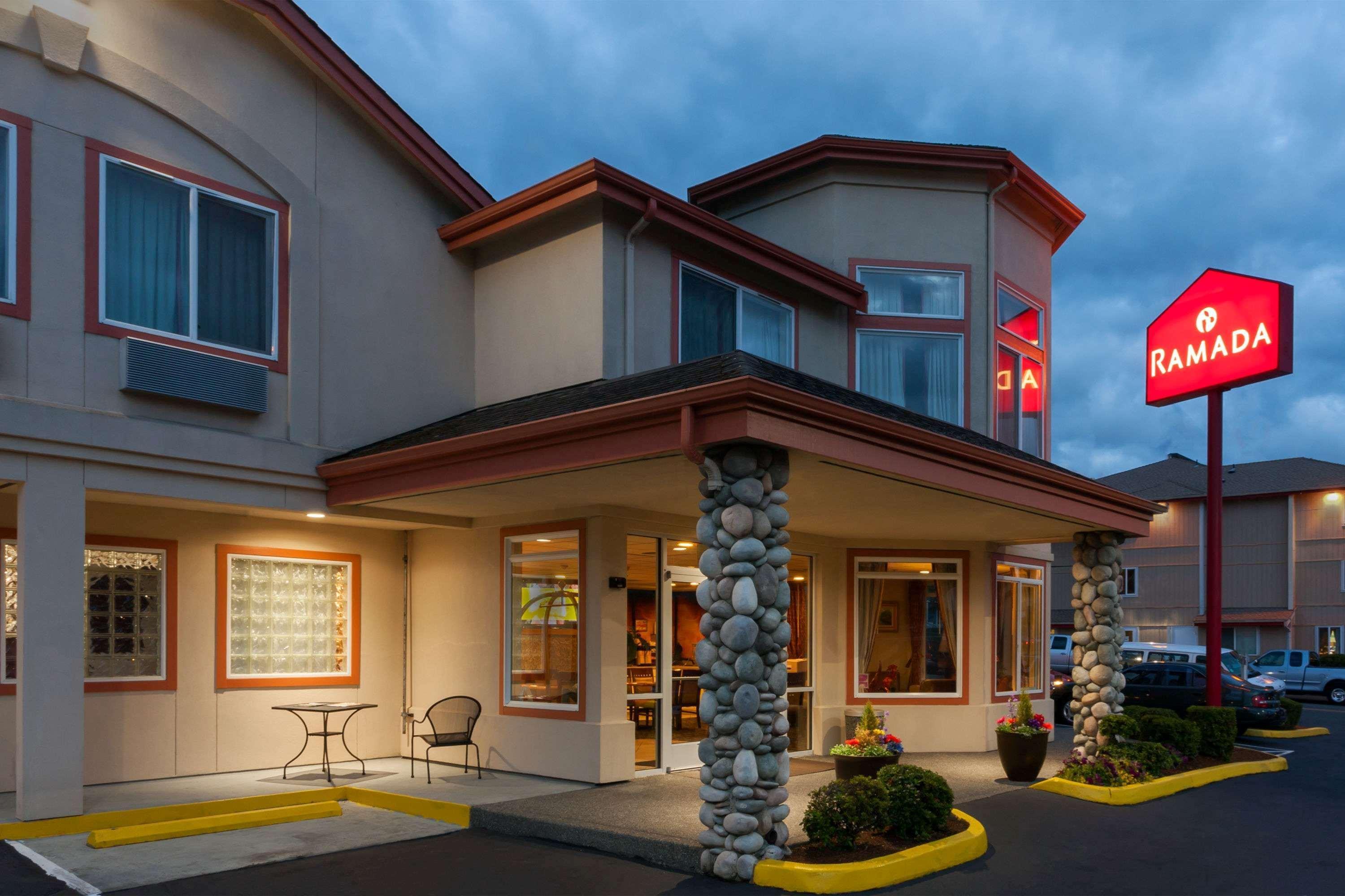 Ramada Limited Airport Tukwila Hotel Exterior foto